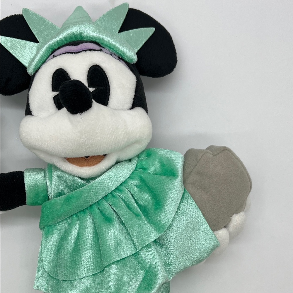 Disney Minnie Mouse Liberty Plush in Green and Yellow - Picture 5 of 10